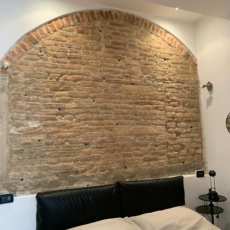 Casa Manuela Non Turisti Ma Ospiti Lägenhet Chioggia Exteriör bild