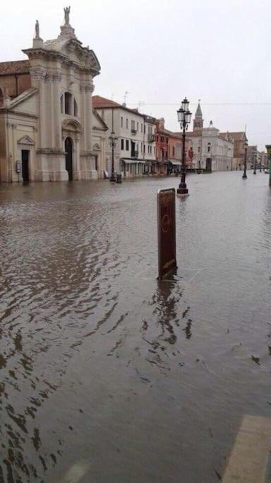 Casa Manuela Non Turisti Ma Ospiti Lägenhet Chioggia Exteriör bild