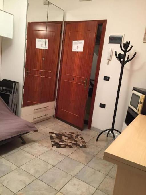 Casa Manuela Non Turisti Ma Ospiti Lägenhet Chioggia Exteriör bild