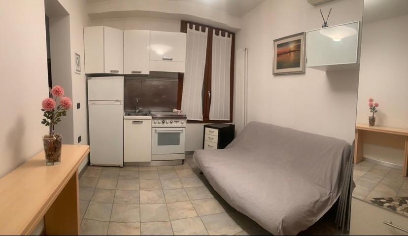 Casa Manuela Non Turisti Ma Ospiti Lägenhet Chioggia Exteriör bild