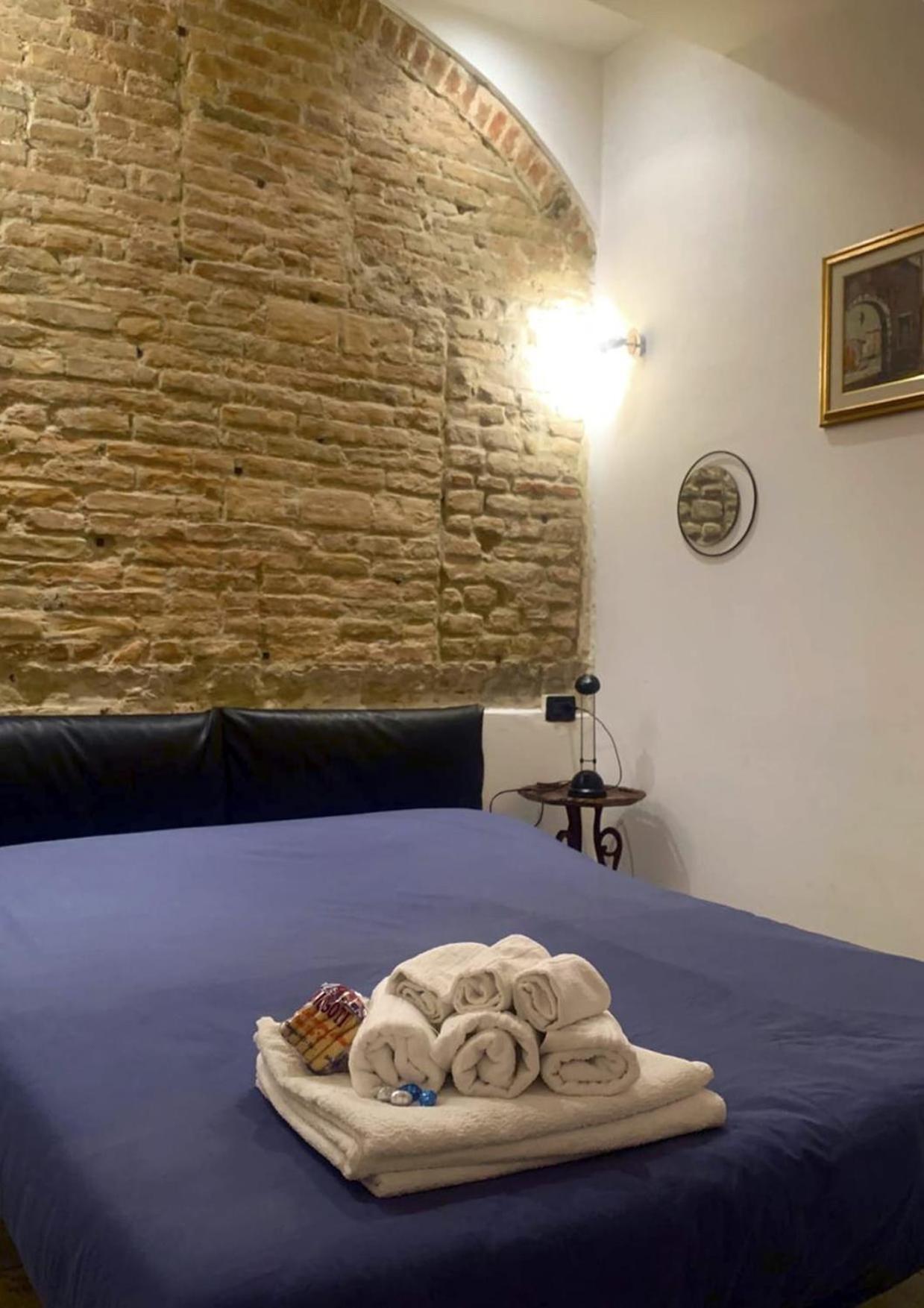 Casa Manuela Non Turisti Ma Ospiti Lägenhet Chioggia Exteriör bild