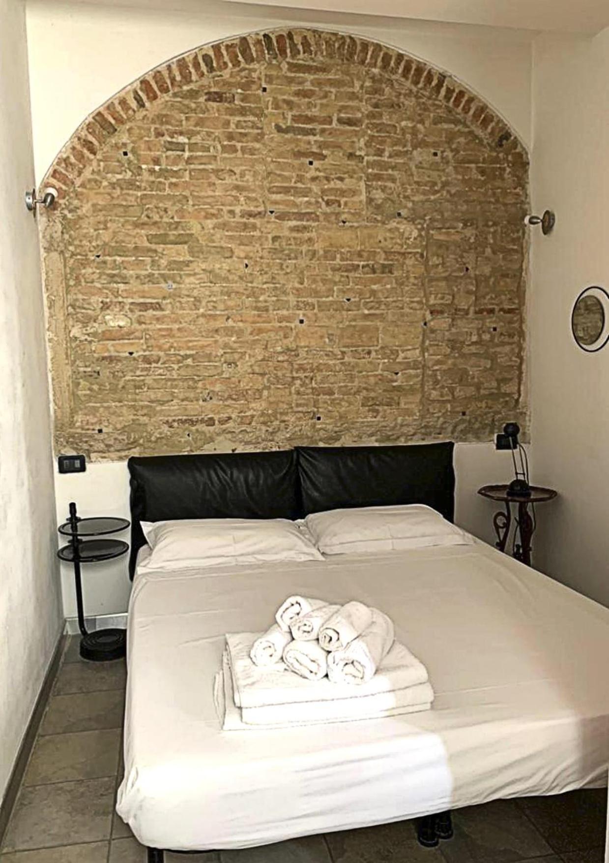 Casa Manuela Non Turisti Ma Ospiti Lägenhet Chioggia Exteriör bild