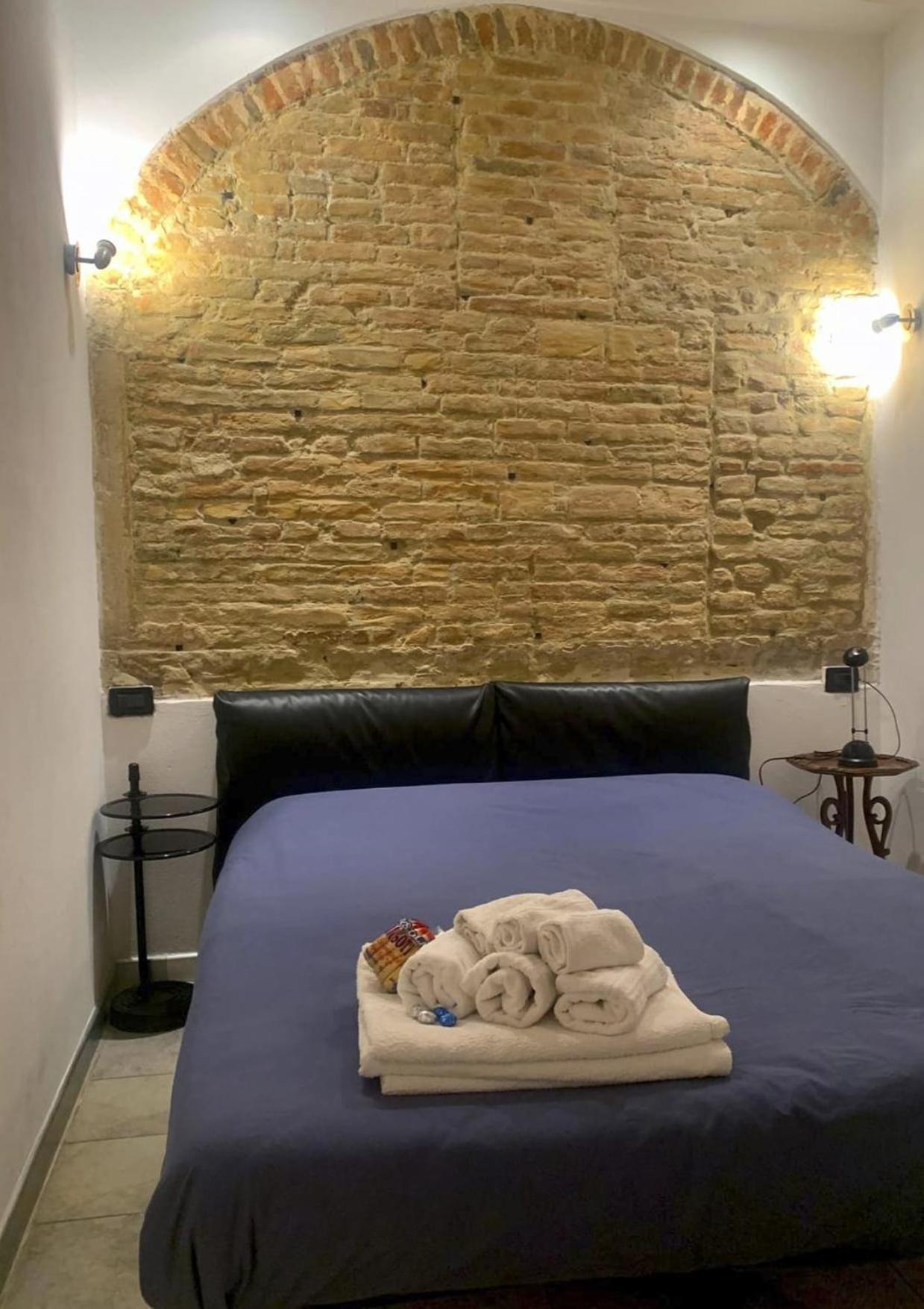 Casa Manuela Non Turisti Ma Ospiti Lägenhet Chioggia Exteriör bild